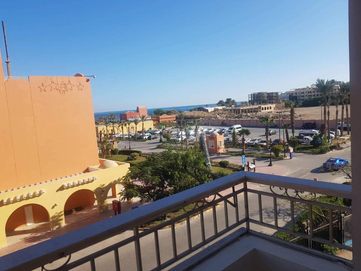 Outstanding Apartment With Marina Hurghada View Esterno foto